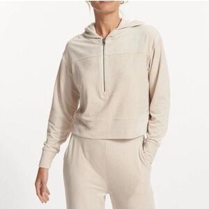 Vuori Haven Half Zip Ribbed Hoodie in Suede Size Small